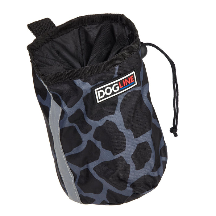 Giraffe gray dog treat pouch with drawstring and waste bag dispenser